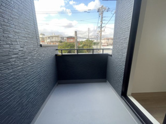 【バルコニー】 | 与那原町上与那原（全4棟）2・3号棟 | 3号棟　2面インナーバルコニー♪