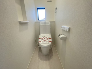 【トイレ】 | 与那原町上与那原（全4棟）2・3号棟 | 3号棟　温水洗浄便座♪