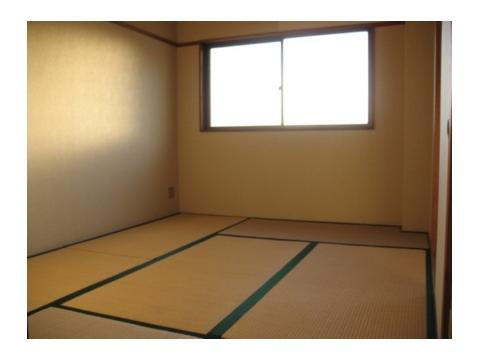 恵光ビルの寝室