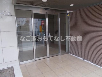【エントランス】 | カーサビアンカ黒川