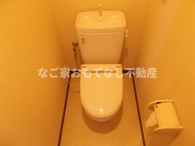 【トイレ】 | カーサビアンカ黒川 | ※写真は別号室