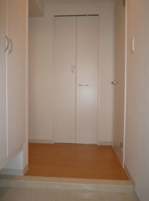 【玄関】 | サンライズ・新町大塚ビル