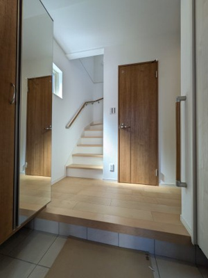 【玄関】 | 安芸郡府中町本町２丁目No.B