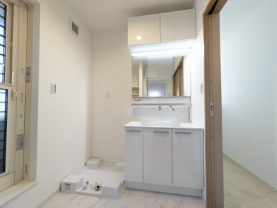 【独立洗面台】 | 安芸郡府中町本町２丁目No.C | 収納付き洗面化粧台