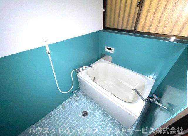 メゾン根本の浴室