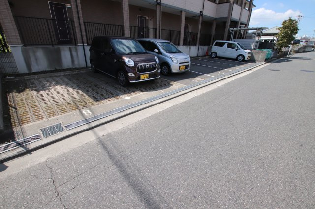 【駐車場】 | カンターレ鶯谷Ⅰ番館