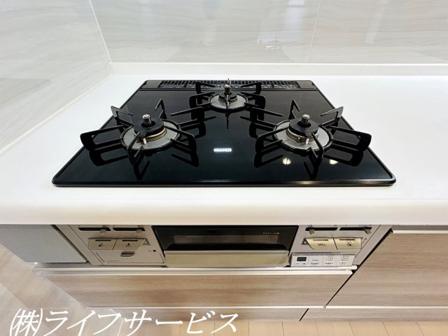 【キッチン】 | ノバカネイチ塚本 | システムキッチン新調／３口ガスコンロ