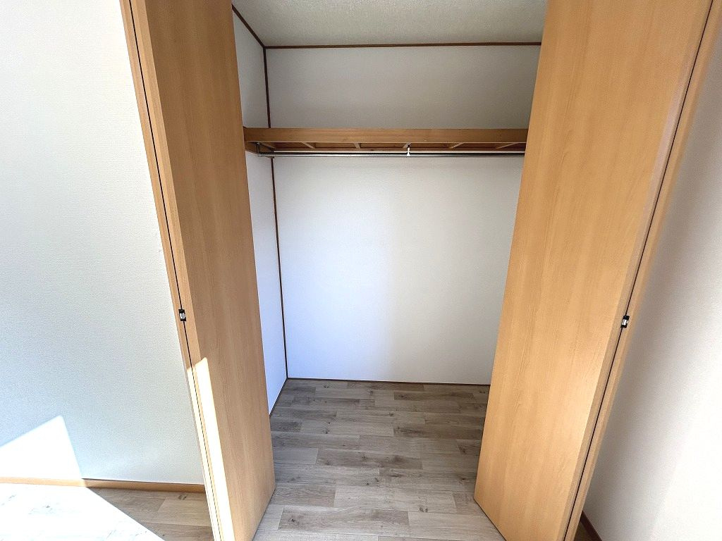 フライハイト丸池A棟の収納|こまごまとしたものを収納できそうですね