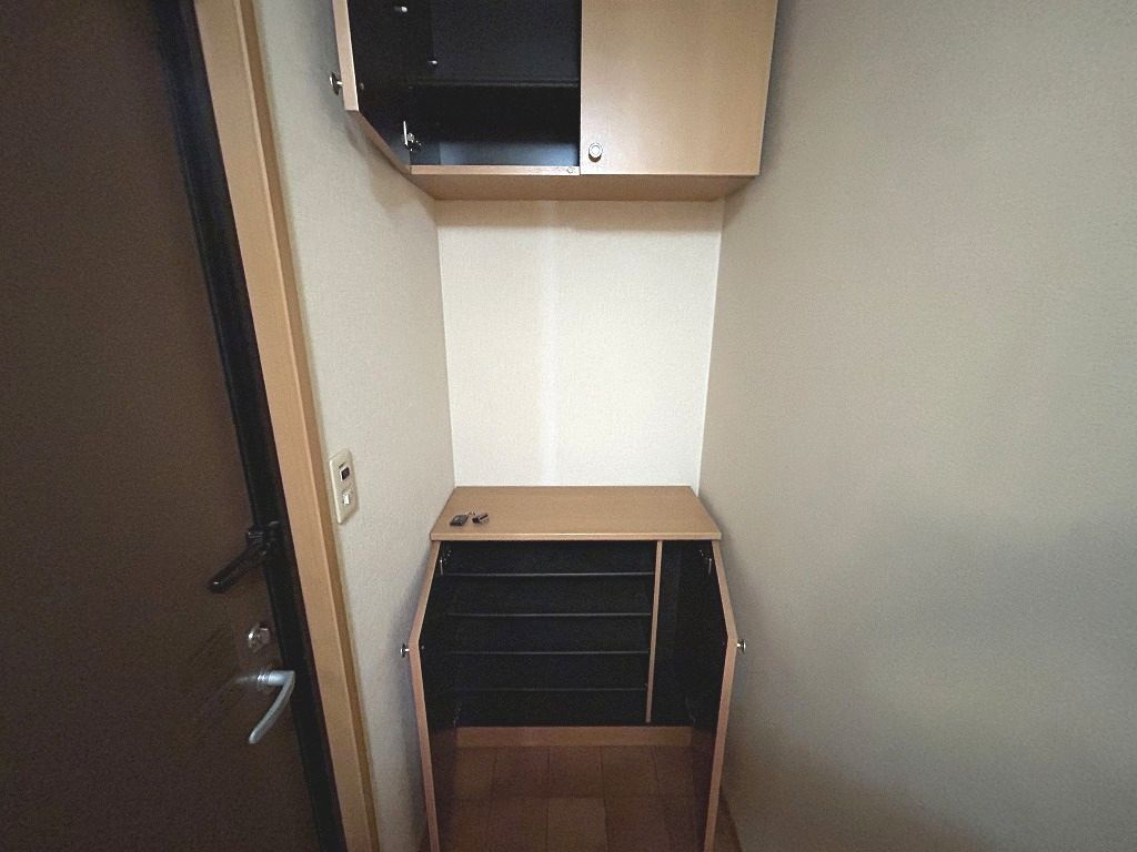 フライハイト丸池A棟の収納|専用の収納スペースです