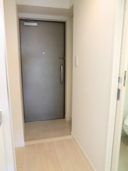 RisingPlace浅草参番館の玄関