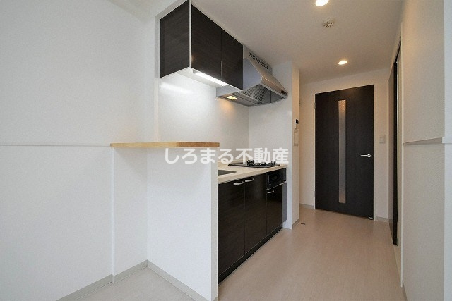 ＬＯＷＬＡＮＤＳ西天満のキッチン