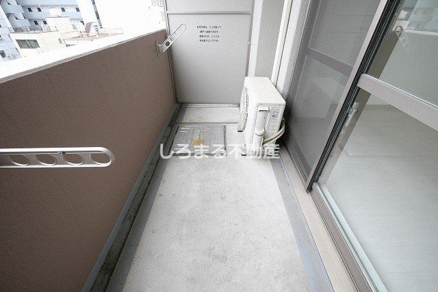 ＬＯＷＬＡＮＤＳ西天満のバルコニー