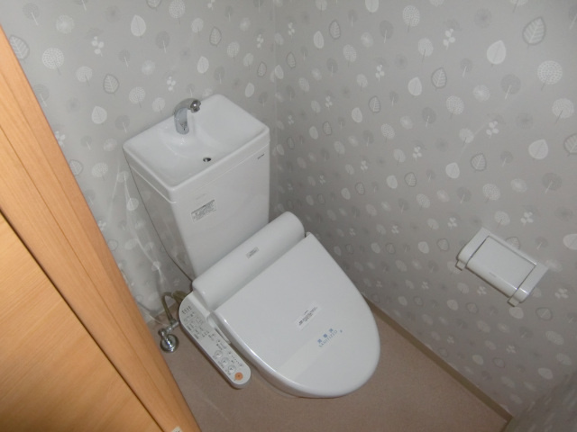 ロイヤルシャトー大須のトイレ