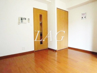 【居間・リビング】 | ＯＬＩＯ東長崎 | 洋室のお部屋です。