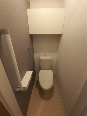 ヴィラ・サンパティークのトイレ