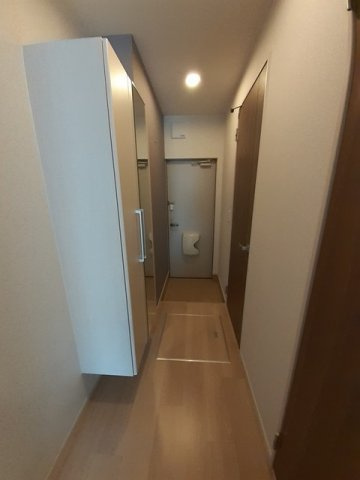 ヴィラ・サンパティークの玄関