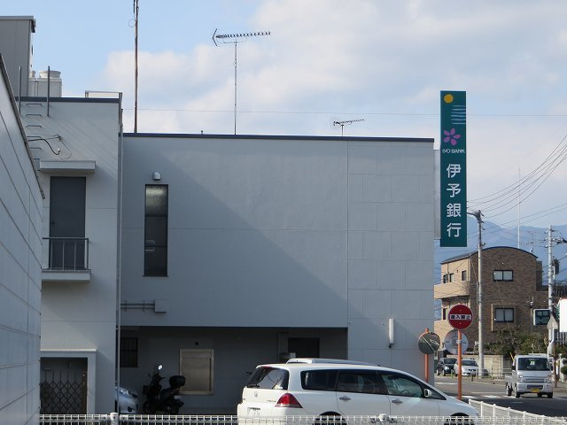 Ｃｏｃｋｉｅの周辺|伊予銀行小松店様まで4600m