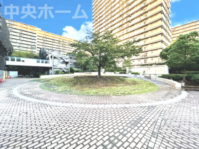 【中庭】 | パークハウス清澄白河タワー | 敷地内には緑も多く住環境良好です