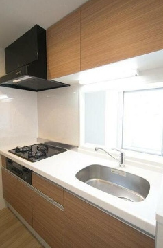 【キッチン】 | セリオ落合東中野 | 3口コンロのシステムキッチン。