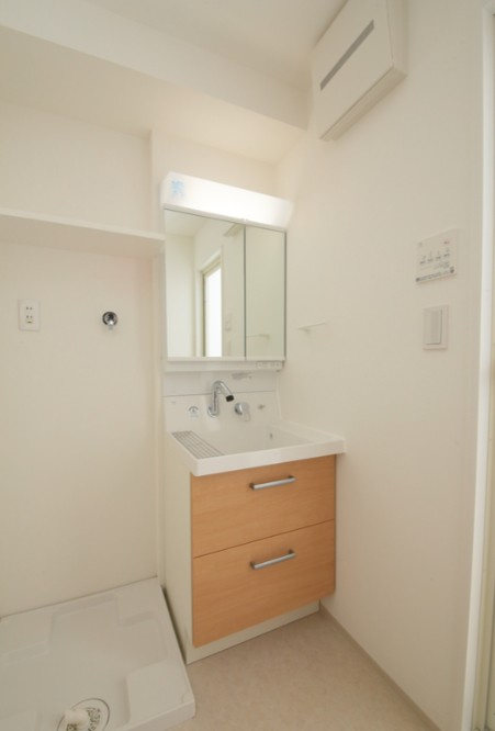 エストゥルースプラス押上の洗面所