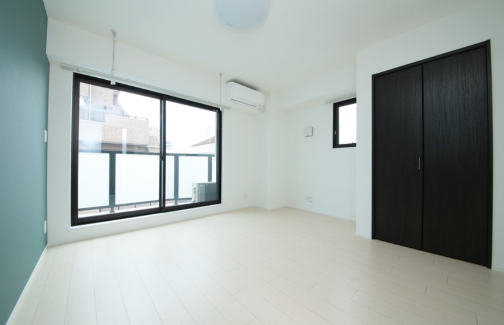 エストゥルースプラス押上の居間・リビング