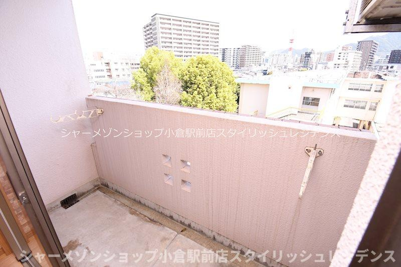 吉野町ワンルームマンション　のバルコニー