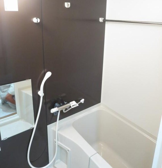 J'sコート高円寺の浴室