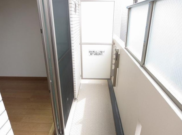 J'sコート高円寺のバルコニー