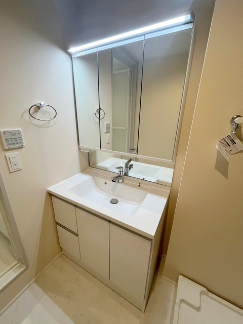 クローリス成城の洗面所