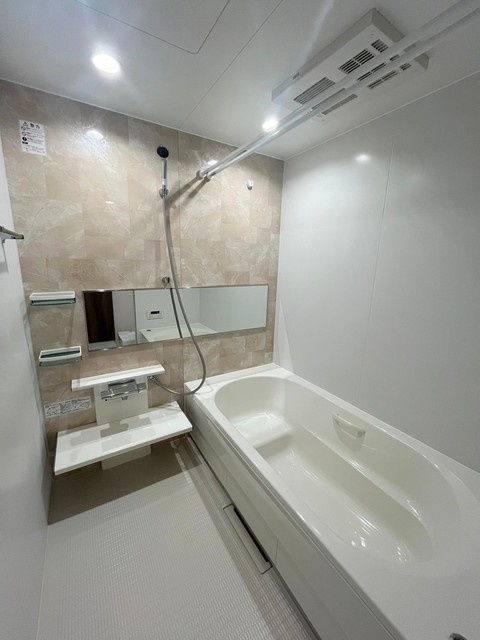 クローリス成城の浴室