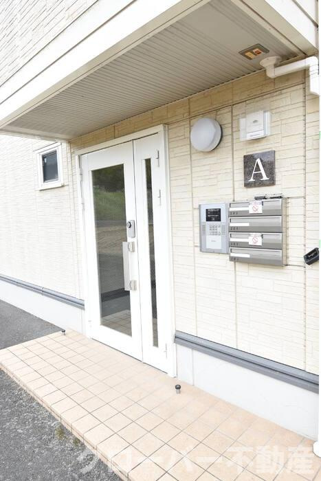 メゾン・リシェス A棟のエントランス|エントランス