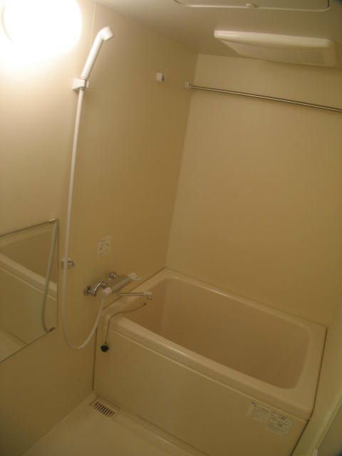 グラート コートの浴室