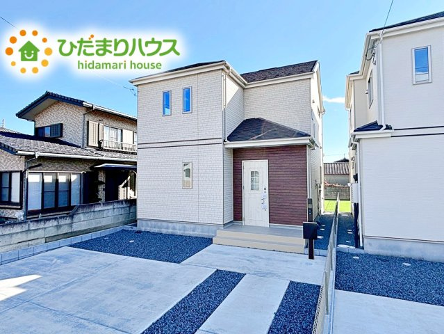 【外観】 | ひたちなか市牛久保2丁目1410番　新築戸建　B号棟 | 白を基調とした明るい印象を受ける外観です！