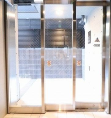 【エントランス】 | ウェルスクエアイズム駒込 | 落ち着いたエントランスです