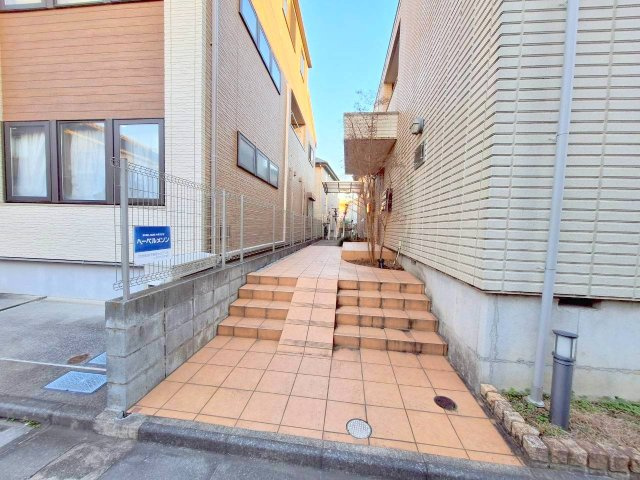 ＶｉｓｔａＲｅｓｉｄｅｎｃｅのエントランス|★エントランスアプローチ★