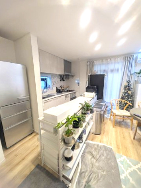 藤沢市立石2丁目　戸建ての外観|駐車場2台可（車種による）