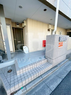 【エントランス】 | グローガーデンⅠ | 清潔なエントランスです