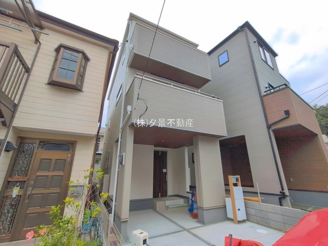 《仲介手数料無料》南区太田窪５丁目8-24新築一戸建てリーブルガーデン