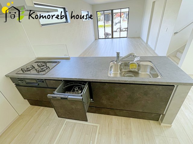 上尾市緑丘　8期　新築一戸建て　グレース　02のキッチン|26.4.11撮影済み
