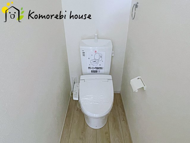 上尾市緑丘　8期　新築一戸建て　グレース　02のトイレ|26.4.11撮影済み
