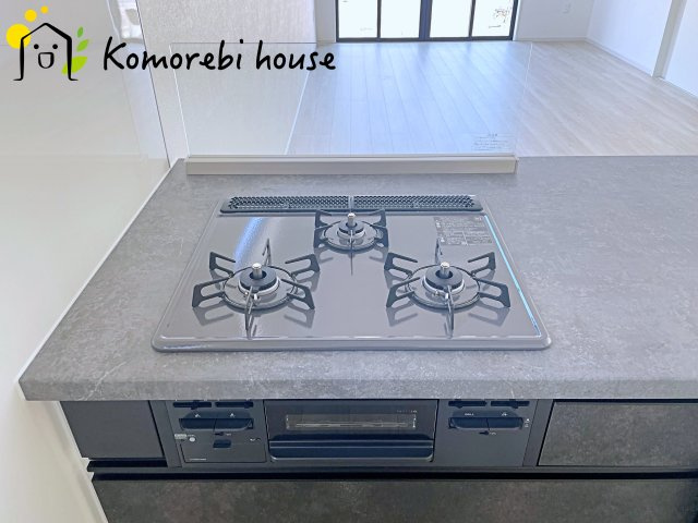 上尾市緑丘　8期　新築一戸建て　グレース　02のキッチン|26.4.11撮影済み
