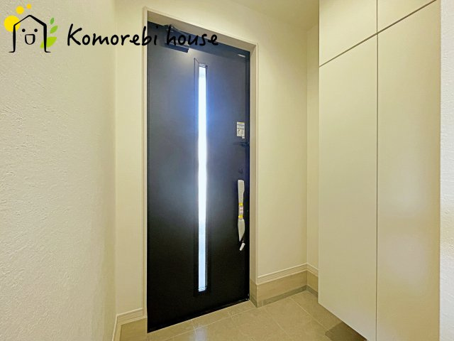 上尾市緑丘　8期　新築一戸建て　グレース　02の玄関|26.4.11撮影済み
