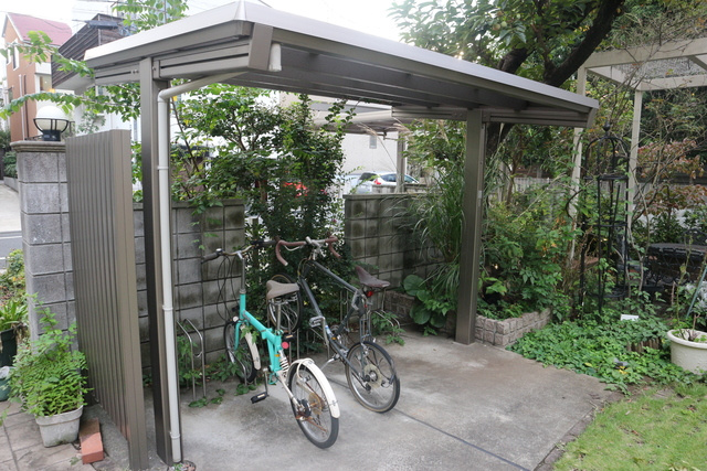ロンサール　等々力のその他共用部分|★敷地内屋根付き駐輪場★