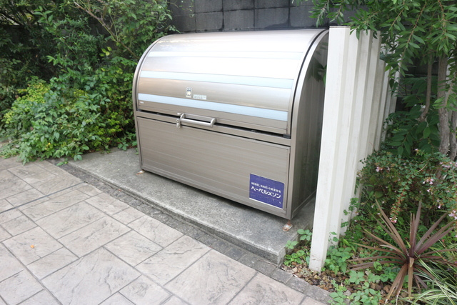 ロンサール　等々力のその他共用部分|★敷地内ゴミストッカー★