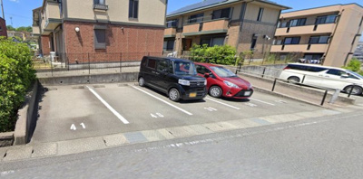 【駐車場】 | パークハイム壱番館E棟 | ☆三木市　パークハイム壱番館E棟☆