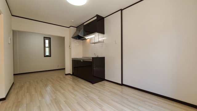 【居間・リビング】 | クレールベルヴィル立花 | ☆神戸市垂水区　クレールベルヴィル立花C☆