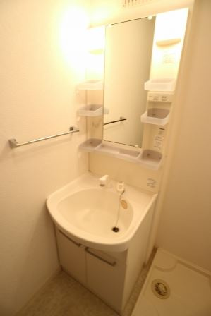 【洗面所】 | ラフィーネ林Ⅱ | ☆神戸市垂水区　ラフィーネ林Ⅱ☆
