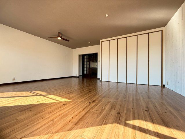 【居間・リビング】 | 須磨一ノ谷グリーンハイツ | ☆神戸市須磨区　一ノ谷グリーンハイツI棟☆