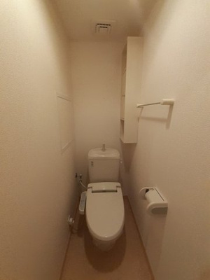 【トイレ】 | Ｋ’ｓグランデ | ゆったりとした空間のトイレです