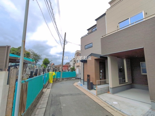 《仲介手数料無料》南区太田窪５丁目8-24新築一戸建てリーブルガーデン